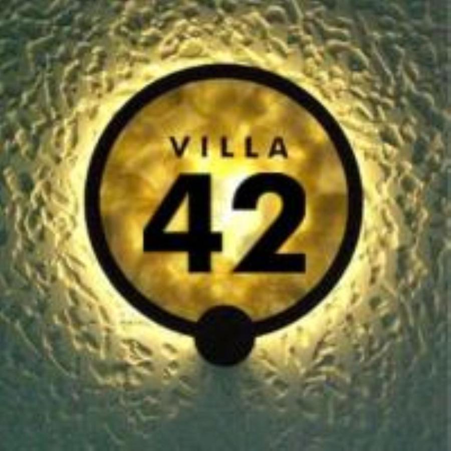 럭스빌라 42 레키 외부 사진